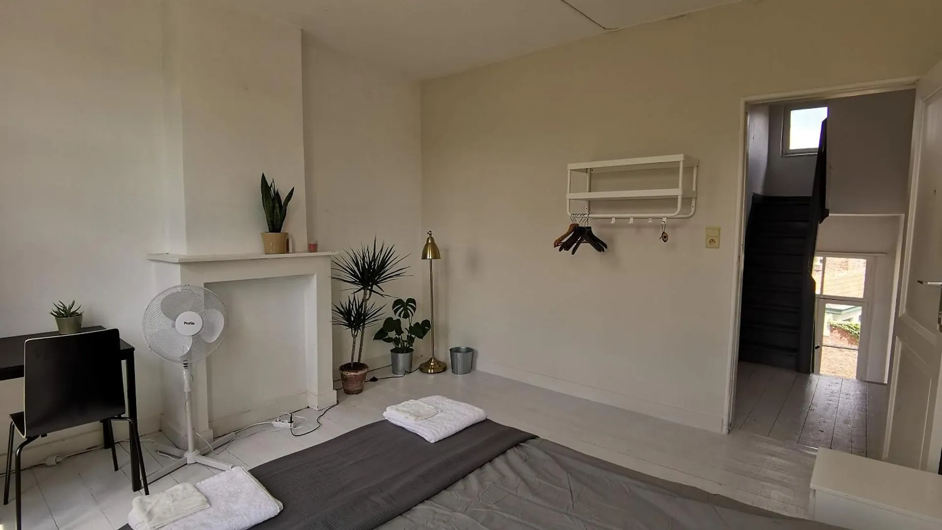 Private Room Near Gravensteen Gand